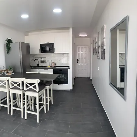 Pandora Apartament *